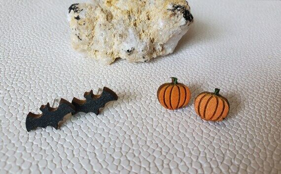 Wood Halloween Stud Earrings: Bat & Pumpkin E...