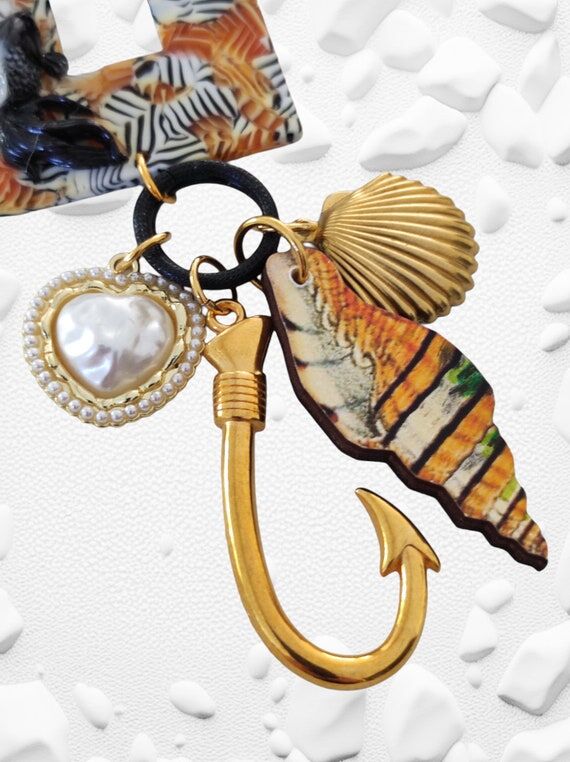 Handmade Summer Necklace | Fish, hook, pearl,...