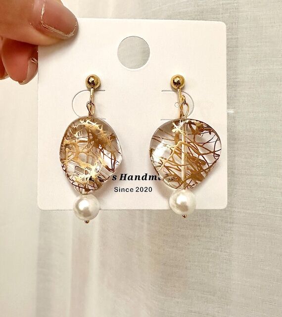 Handmade Resin Pearl Earrings: Gold Wire Deta...