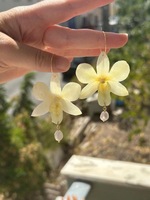 Preserved Orchid Earrings with Freshwater Pea...