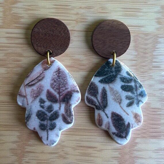 Fall leaves wood post hypoallergenic clay ear...