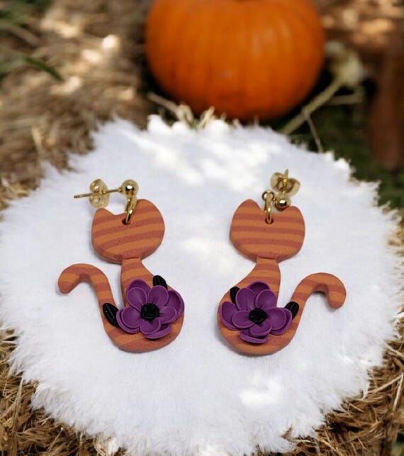 Handmade Tabby Cat Dangle Earrings: Polymer C...