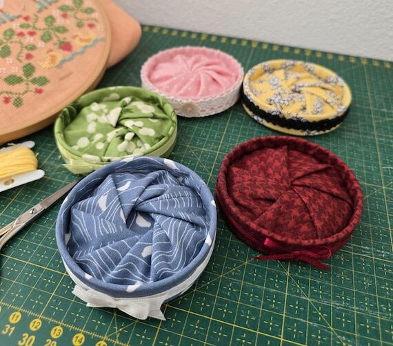 Collapsible Thread Catcher, Portable Sew wast...