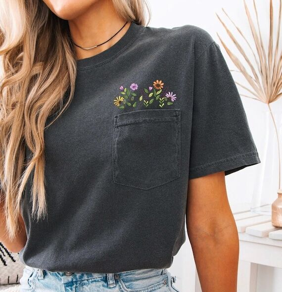 Comfort Colors Embroidered Crewneck Wildflowe...