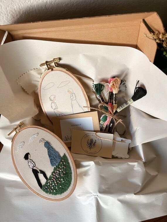 Anime Hand Embroidery Kit - DIY - Howl & Soph...
