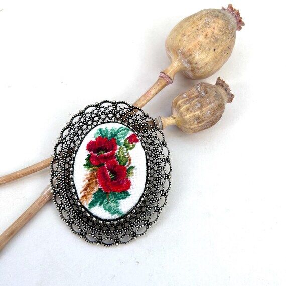 Vintage style poppies bouquet.Hand embroidere...