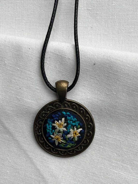 Hand Embroidered Floral PendantNecklace, Vint...