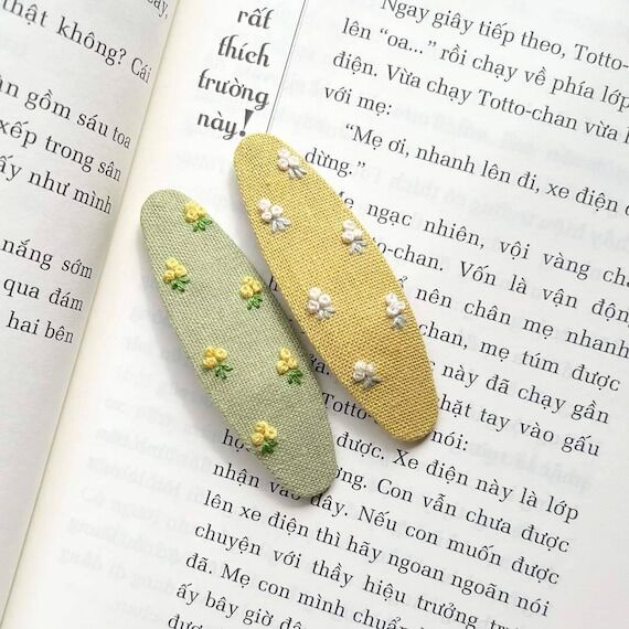 Small Flower Embroidered Hair Barrettes For W...