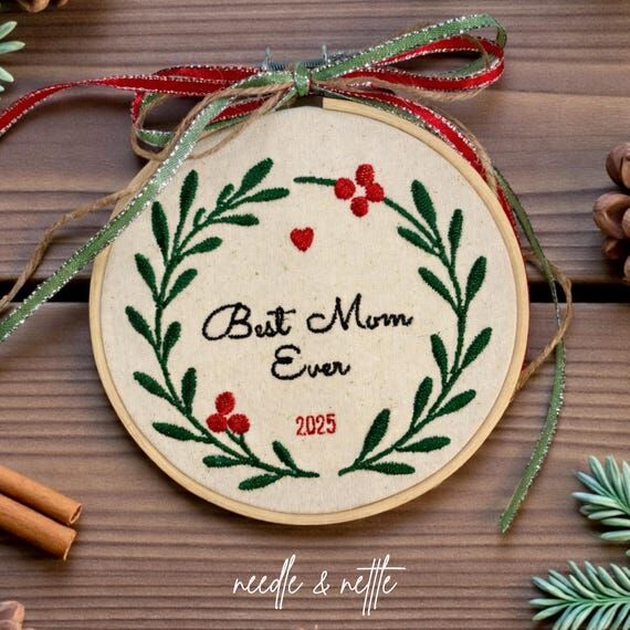 Best Mom Ever Ornament, Personalized Mom Chri...
