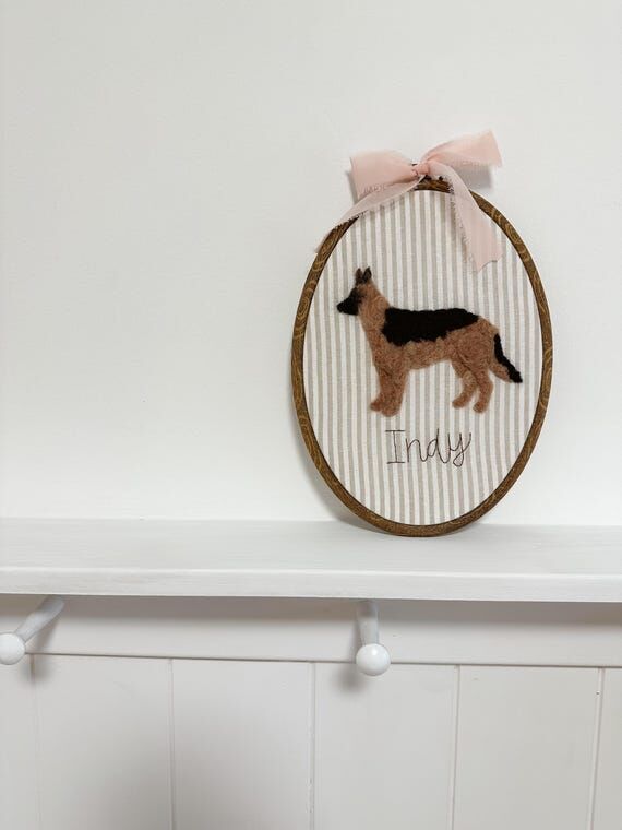 Custom Needle Felt Pet Portrait | Hand Embroi...
