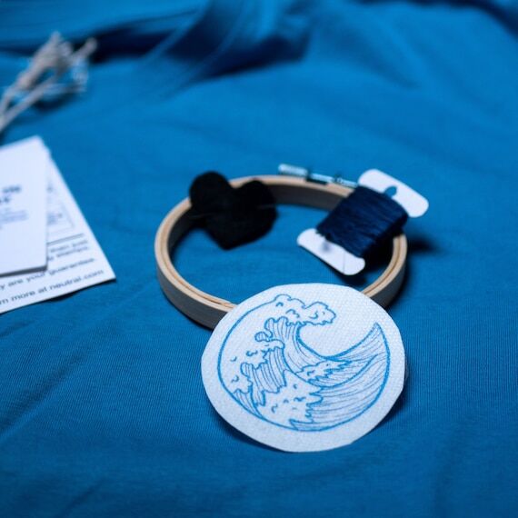 Embroidery T-shirt kit - Vague pattern...