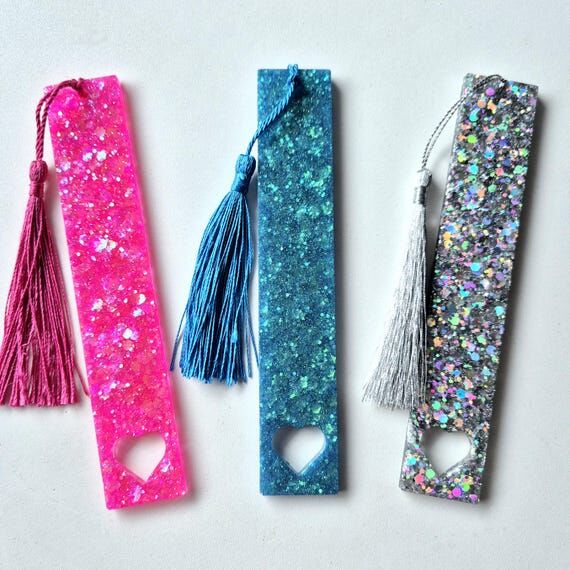 Bookmark with heart Resin Art Handmade Perfec...