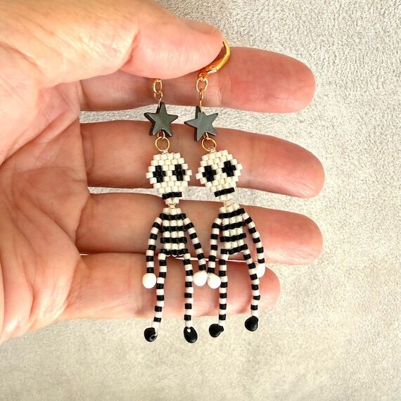 Spooky cute skeleton earrings | Fall earrings...