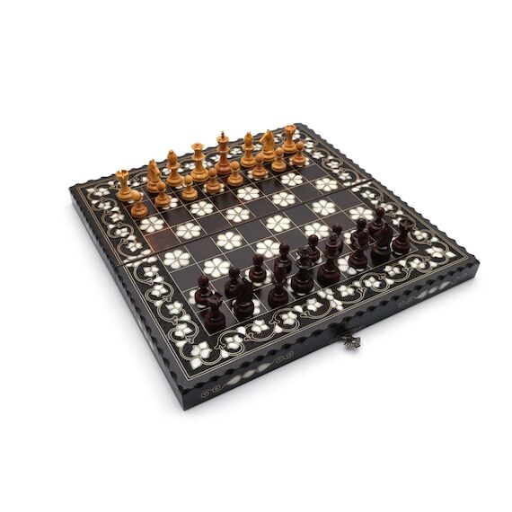 Handmade Walnut Chess Backgammon Set: Mother ...