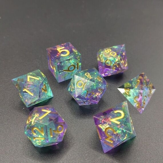 Aurora Crystal Dice Set, Iridescent Resin Dic...