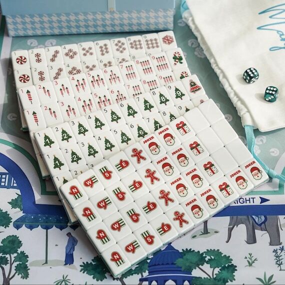 Christmas American Mahjong Set, 160 Tiles, Ho...