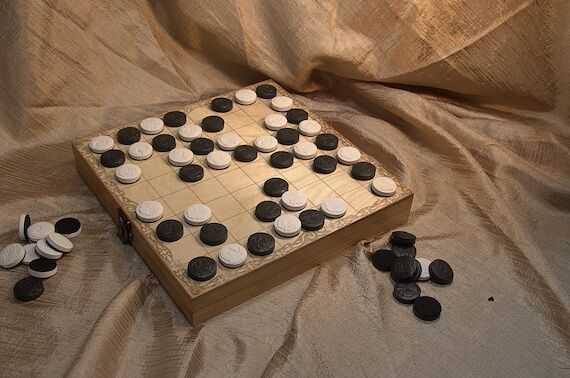 Handcrafted Konane Game: Traditional Hawaiian...