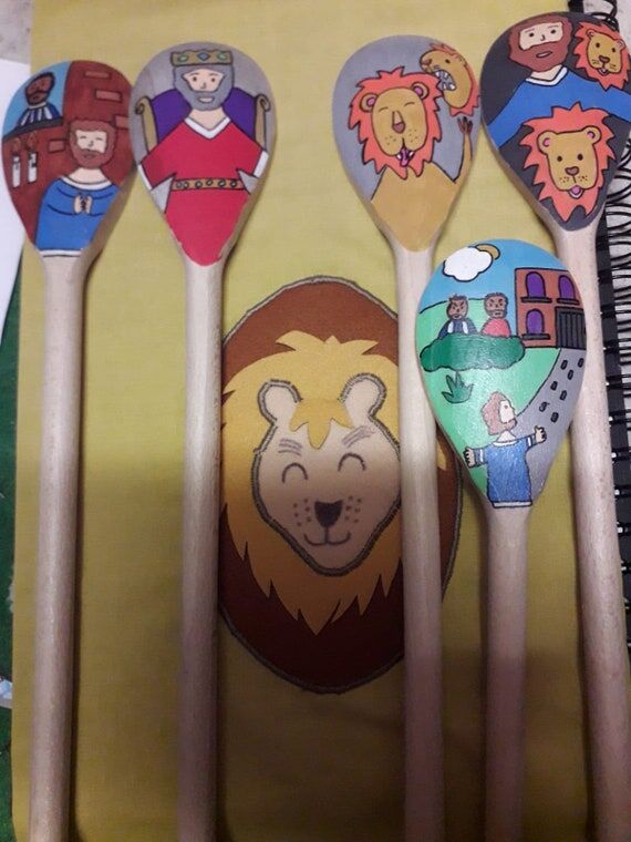 Daniel and the lions den Story spoons, story ...
