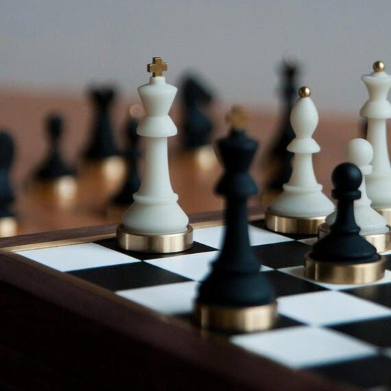 Handcrafted Luxury Chess Set, Walnut & Leathe...