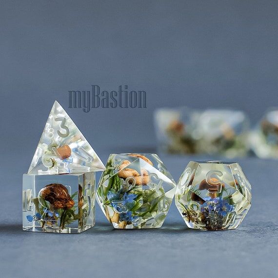 Handmade Mushroom Dice Set: Resin DnD Dice fo...