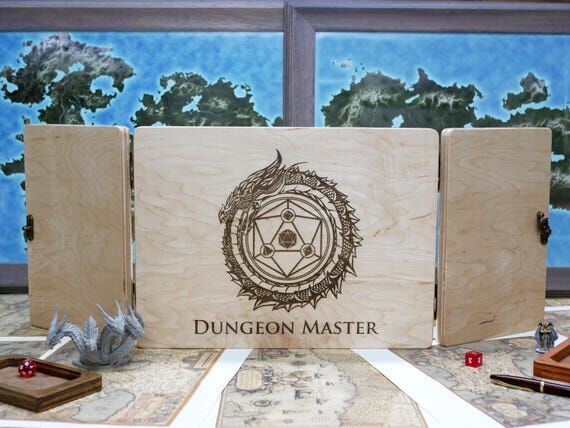 DM Screen, Custom Dungeons and Dragons Wood D...