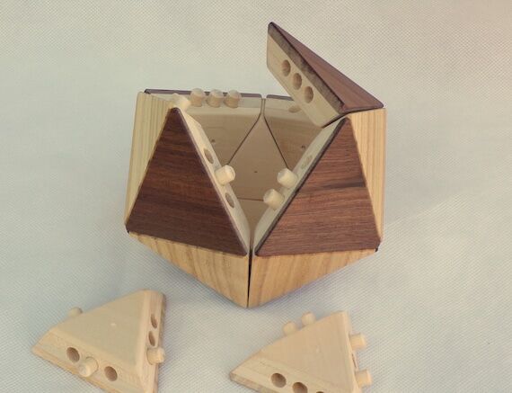 3D Puzzle Icosahedron...