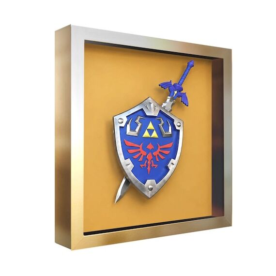Zelda (Hylian Shield & Master Sword) Golden F...
