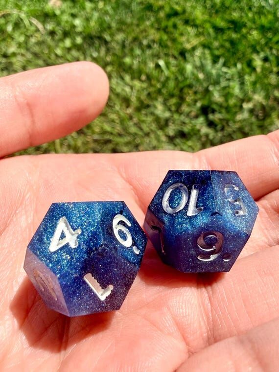 Ice Knife | hope and fear dice pair for Dagge...