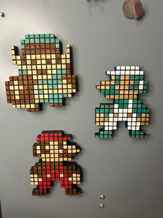 8-Bit gaming character magnets (Mario, Luigi,...