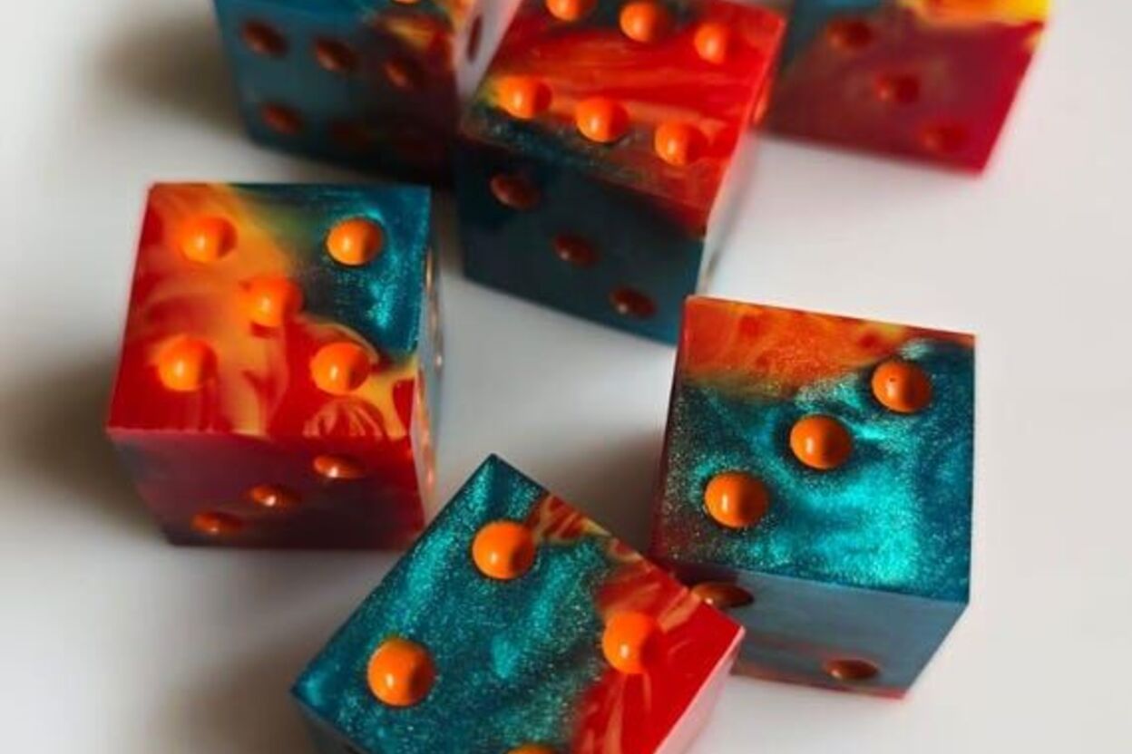 Wonderland Dice Store