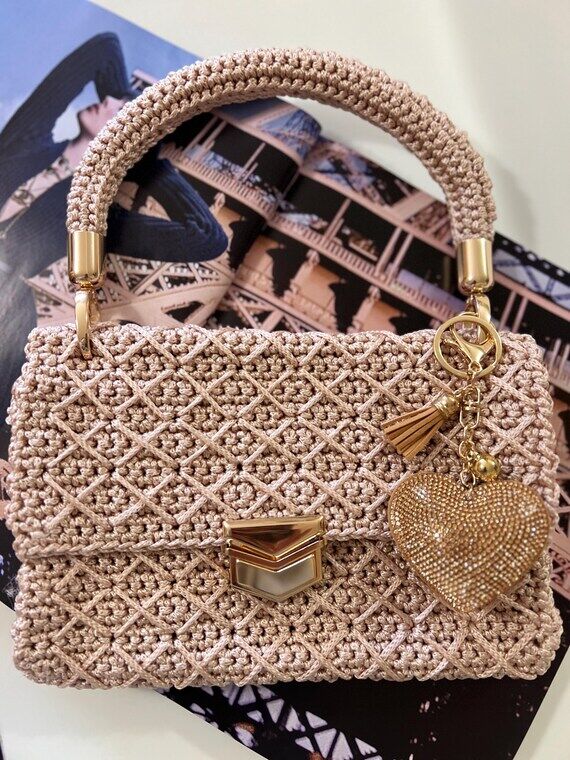 Handmade Crochet Champagne Purse: Gold Hardwa...
