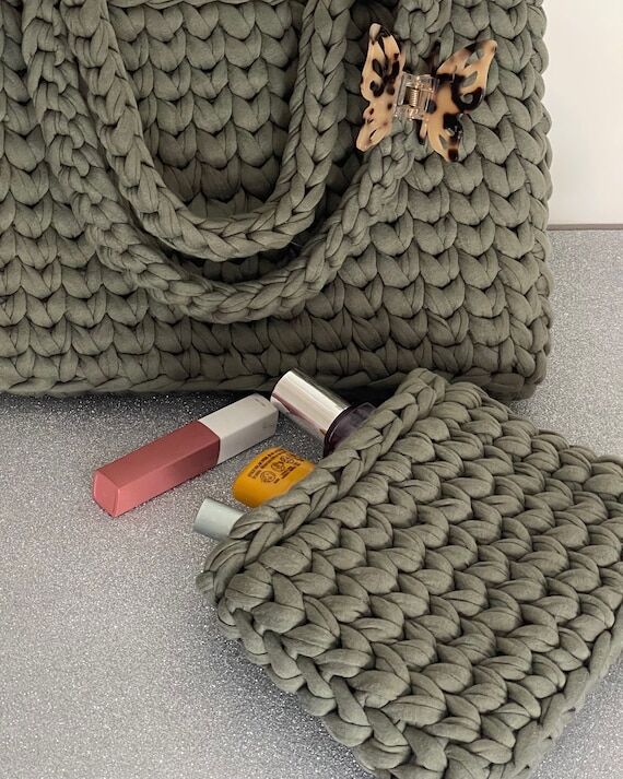 DIY crochet bag pattern Bundle of Two - Makeu...
