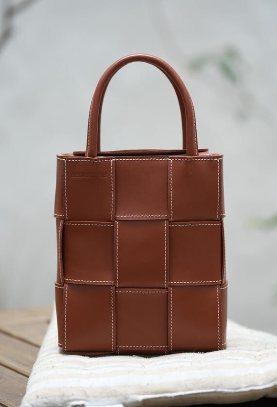 Personalized Caramel Leather Messenger Bag fo...