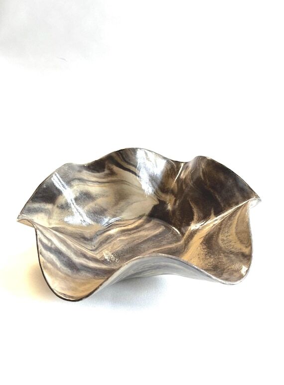Marbled Wavy ceramic bowl // Hand build ceram...