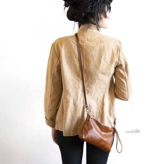 Pinched Bottom Traveler | small | 5 leather c...