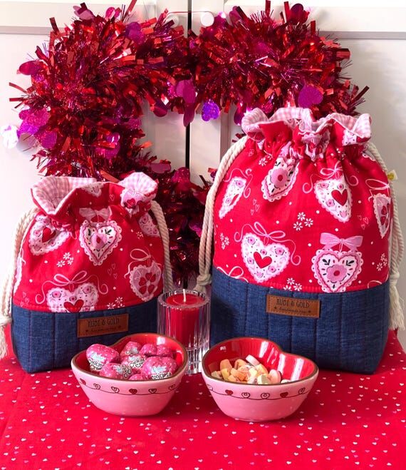 Red Heart Drawstring Tote Bag: Valentines Gi...