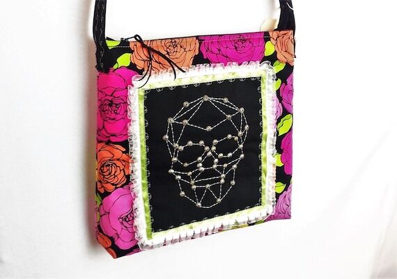 Handmade Skull Shoulder Bag: Beaded Geometric...