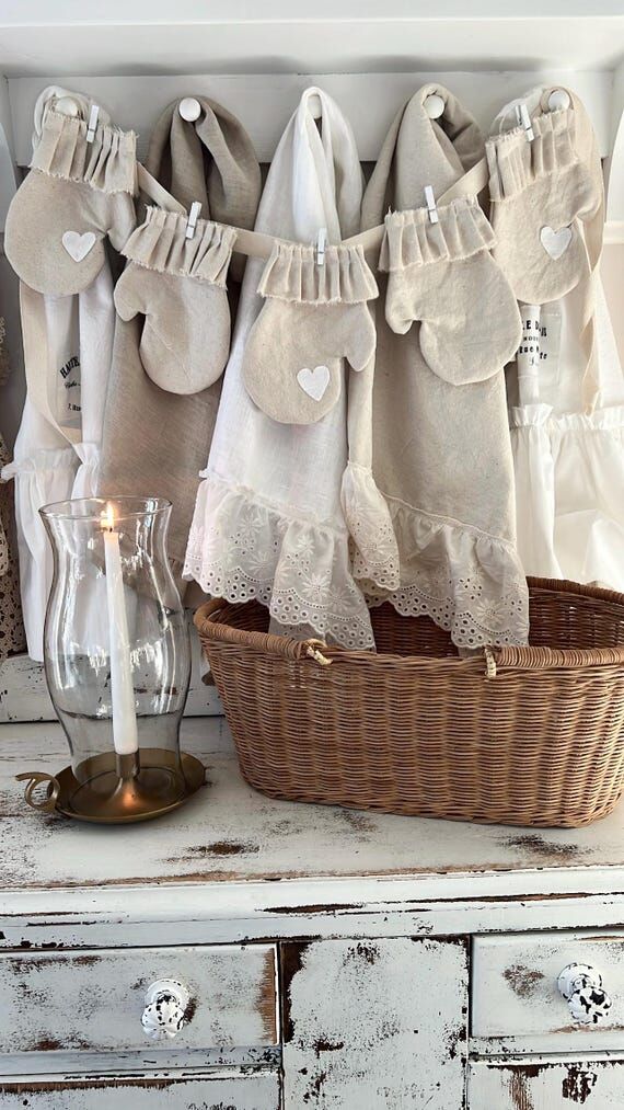 Mitten garland, winter decor, Valentine decor...