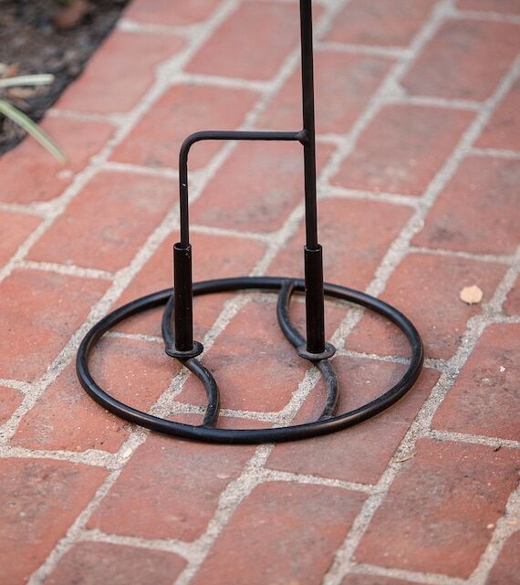 Metal Round Base for Stakes, Lanterns & Garde...