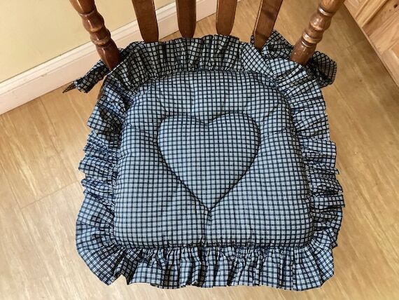 Chair Mat with Ruffle...