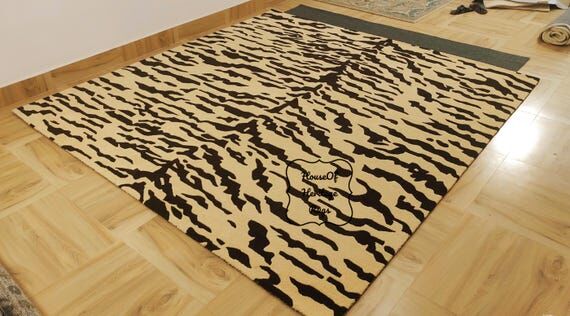 Hand-Tufted Animal Print Beige-Brown Wool Rug...