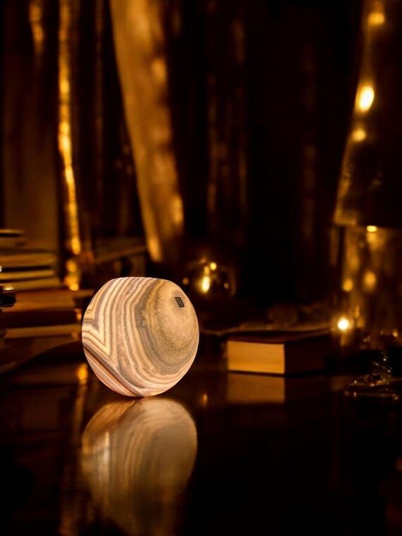 Maison Zoe Alabaster lamp - bedside lamp made...