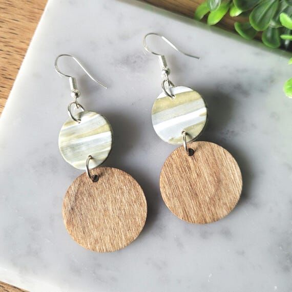 Marbled Green Polymer Clay Earrings: Boho Woo...