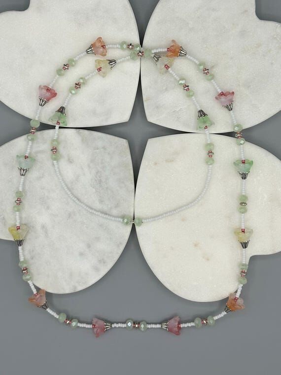 Handmade Floral Beaded Necklace: Pastel Glass...