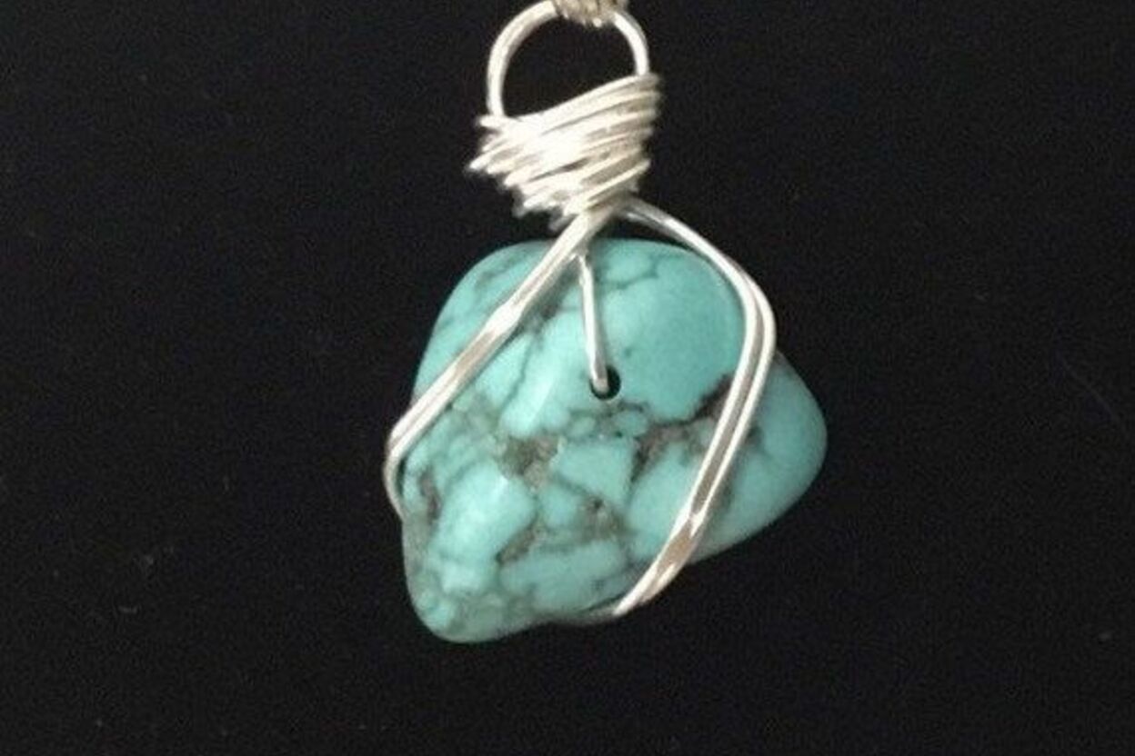 Auras Jewelry N Stuff