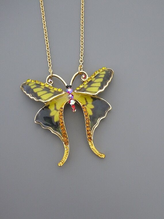 Vintage Butterfly Necklace: Gold Plated Ename...