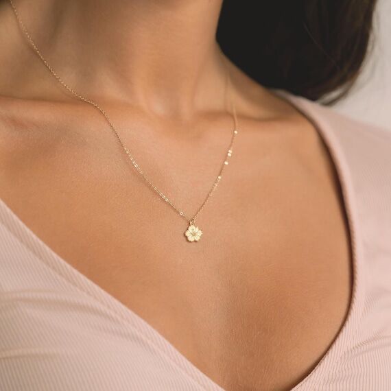 Plant Floral Hibiscus Gift Pendant Necklace: ...