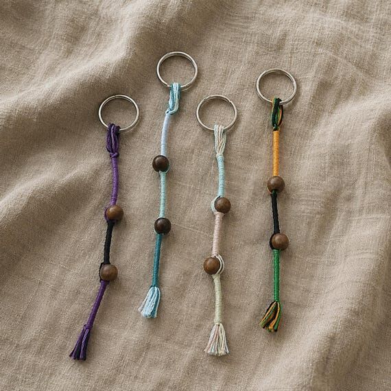 Boho Beaded Keychain Wood Bead Key Ring Purse...