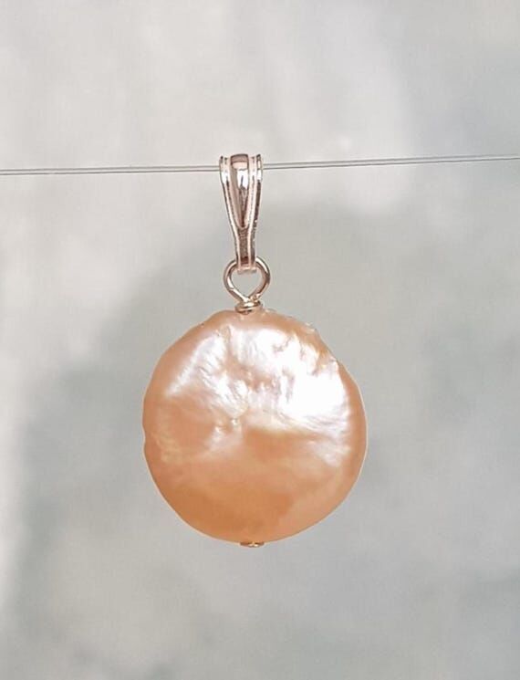 Single Peach Freshwater Pearl Pendant (No Cha...
