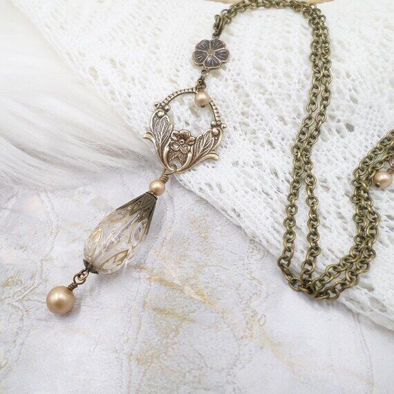 Vintage Victorian Style Charm Necklace, Antiq...